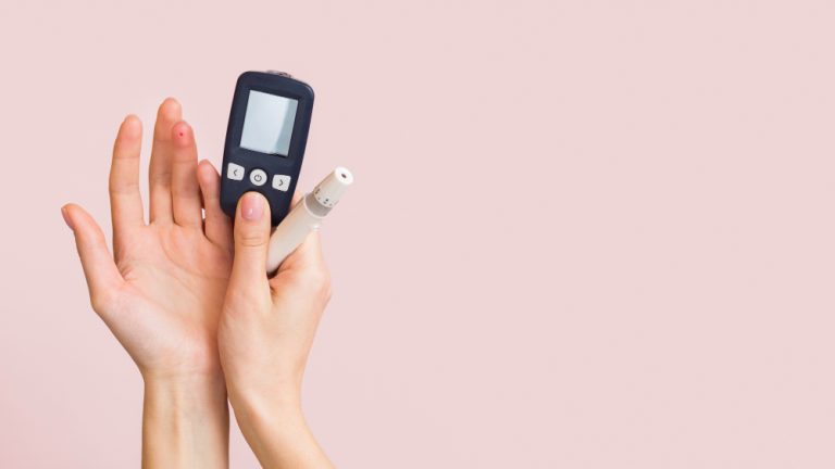 Ce este diabetul, care sunt cauzele, tipurile, complicațiile și tratamentele lui