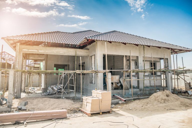 Cum să îți alegi cel mai bun proiect și materiale pentru casa ta