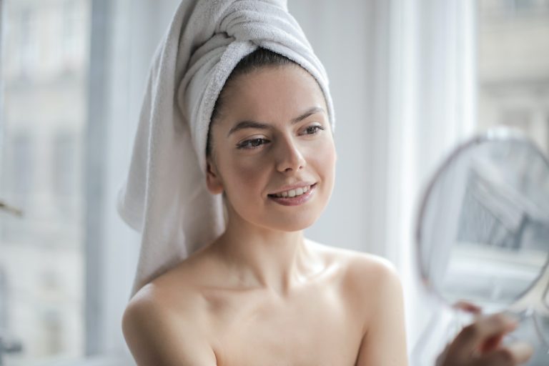 Cum să îți alegi un dermatolog bun și de încredere