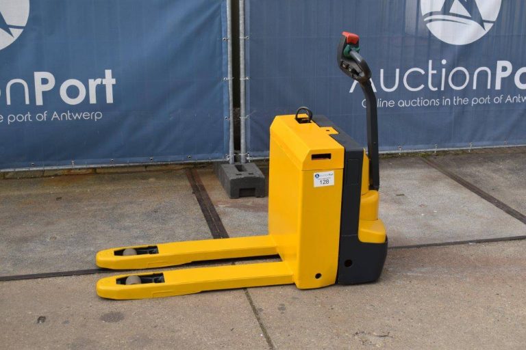 Transpalet manual: Cât de util este un astfel de echipament?