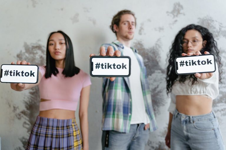Cum să-ți crești numărul de urmăritori pe TikTok în mod organic
