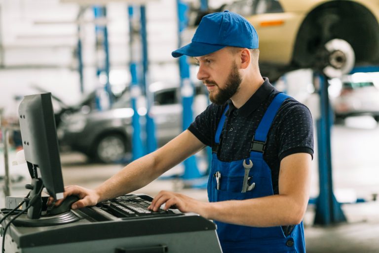 RAR Verificare KM: Instrumentul care elimină riscul manipulării kilometrajului