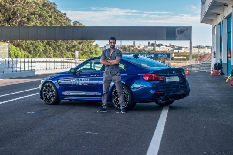Ce înseamnă închirieri auto pe termen lung și cui i se adresează