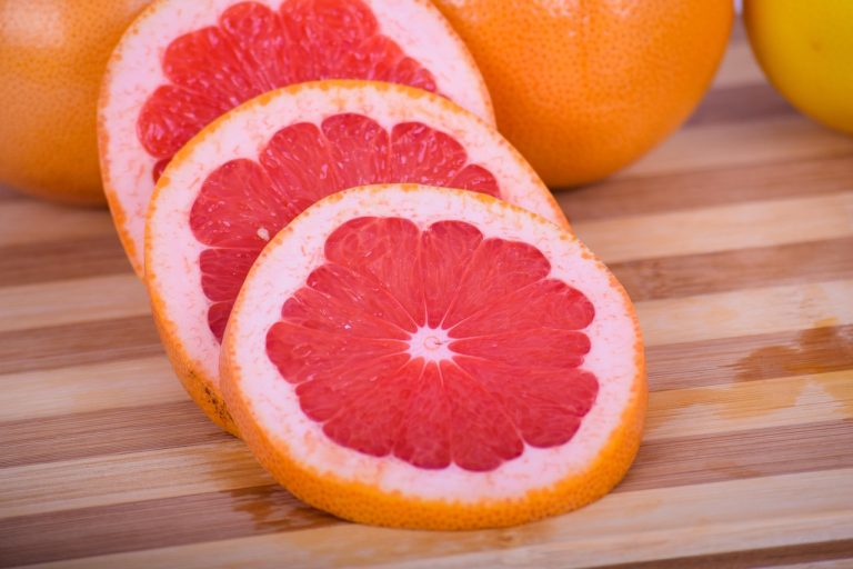 Cum se alege grapefruitul după culoare și textură