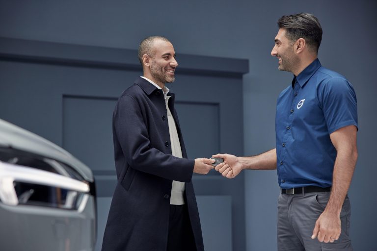 Model de contract de vânzare-cumpărare auto între persoane fizice