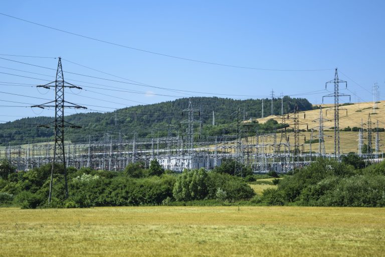 Cum reclami furnizorul de energie