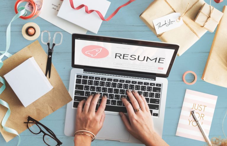 Cum faci un CV care atrage atenția angajatorilor