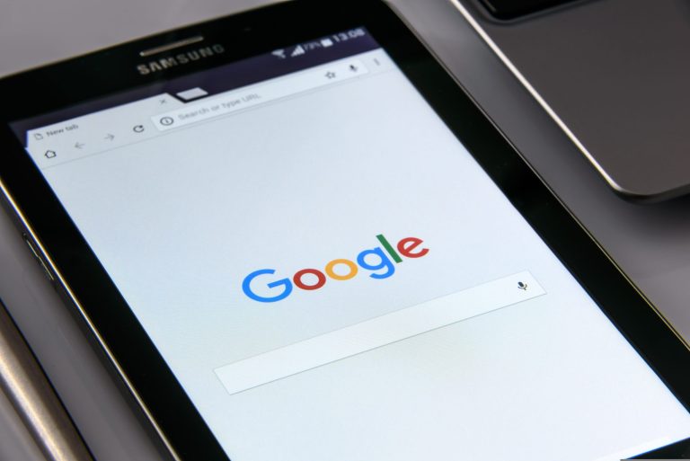 Cum alegi cuvintele cheie potrivite pentru o campanie Google Ads