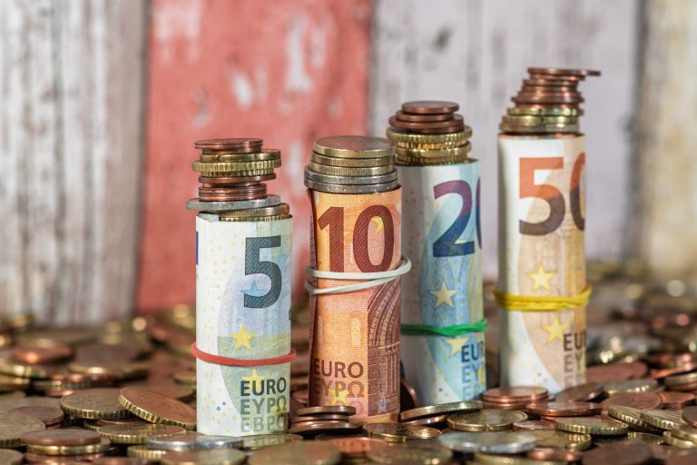 Cum să îți diversifici investițiile pentru a reduce riscurile