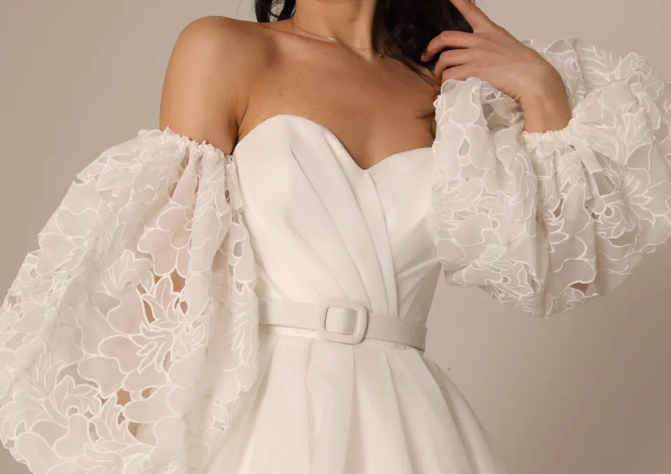 Rochii de mireasă cu 30% reducere la Adora Bridal Iași. Campania Early Black Friday continuă până pe 31 octombrie